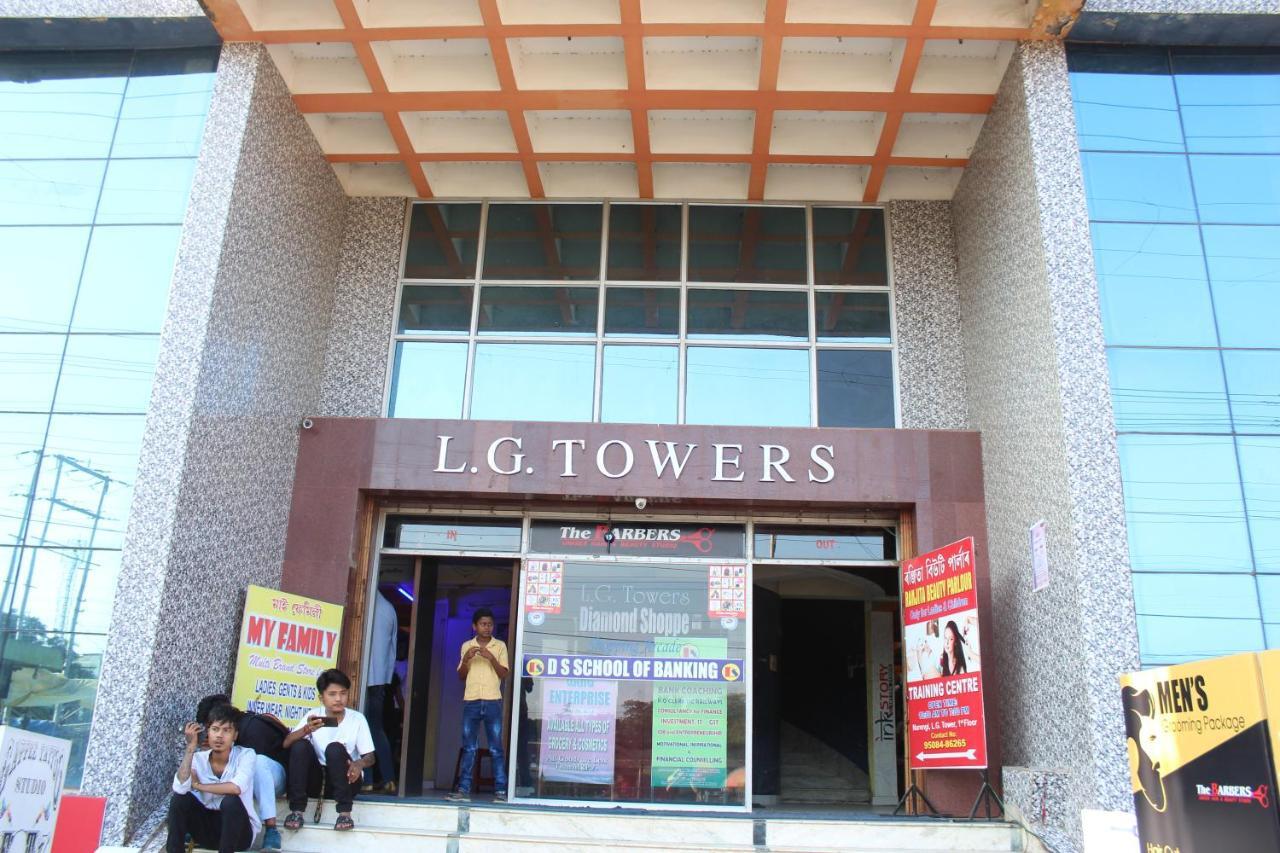 ホテル Lg Towers グワーハーティー エクステリア 写真